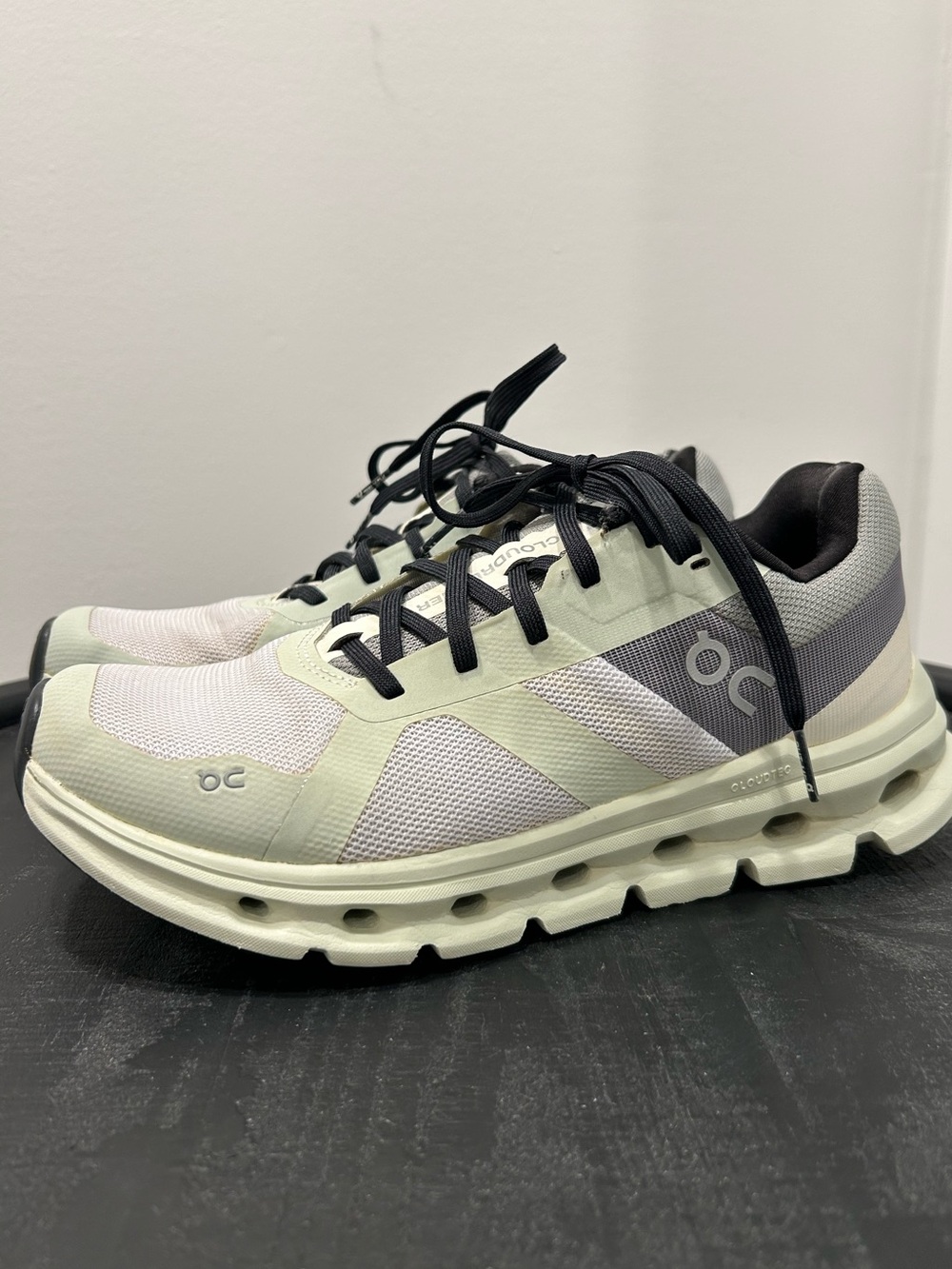 On Cloudrunner Frost Aloe Road Trail Green Womens Shoes